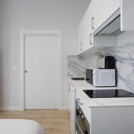 Urbil Zumalacarregui Apartahotel 3*