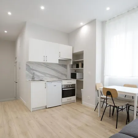 Urbil Zumalacarregui Aparthotel Bilbao