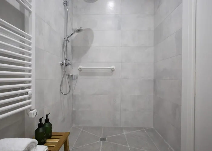 Urbil Zumalacarregui Appart hôtel Bilbao