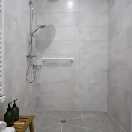 Urbil Zumalacarregui شقة فندقية بلباو